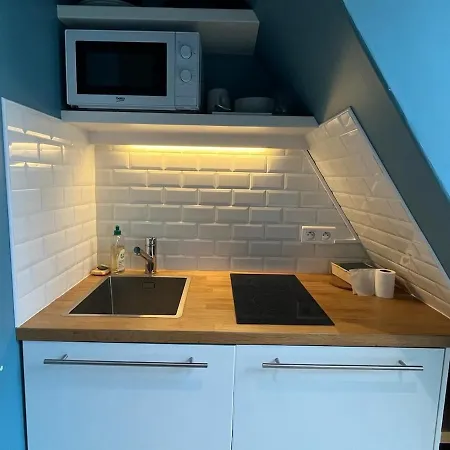 Goodguest-trocadero Eiffel Tower Mobility Lease Parijs