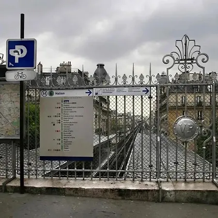 Goodguest-trocadero Eiffel Tower Mobility Lease Parijs